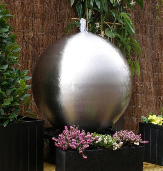 Fontana a sfera in acciaio inox opaco da 28 cm con luci LED